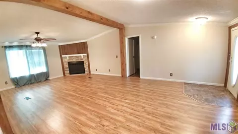 32700 Bill Williams Rd, Walker, LA 70785 photo 2