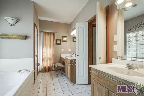 33518 Nancy Dr, Walker, LA 70785 photo 16