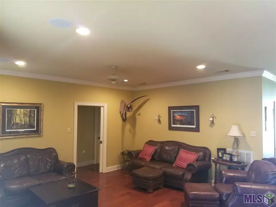  515 Gretchen St, New Roads, LA 70760 photo 3