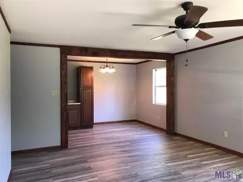 15887 Black Mud Rd, Walker, LA 70785 photo 2