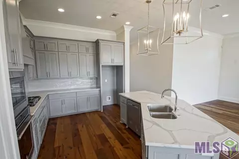 7436 N Eisworth Ave, Baton Rouge, LA 70818 photo 2