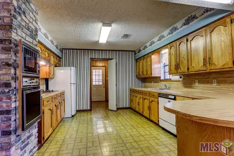30372 Cane Market Rd, Walker, LA 70785 photo 2