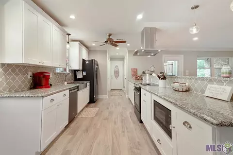 11439 Sandra Dr, Walker, LA 70785 photo 6