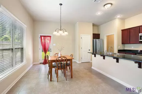 738 Northbrook Dr, Baton Rouge, LA 70820 photo 4