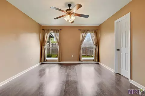 12721 Darby Dr, Walker, LA 70785 photo 5