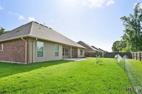 3345 Orleans Quarters Dr, Brusly, LA 70719 photo 12
