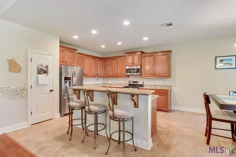 3345 Orleans Quarters Dr, Brusly, LA 70719 photo 5