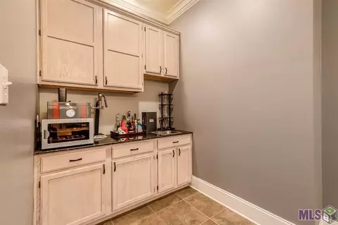 23743 Monarch Pt, Springfield, LA 70462 photo 9