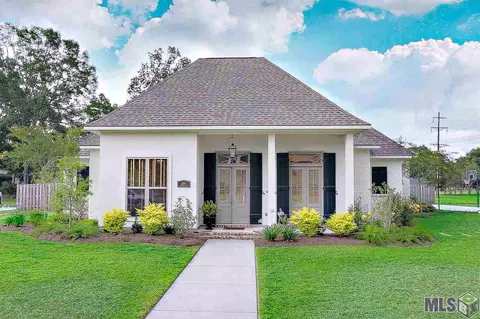 15081 Proche Ln, Central, LA 70770 photo 1