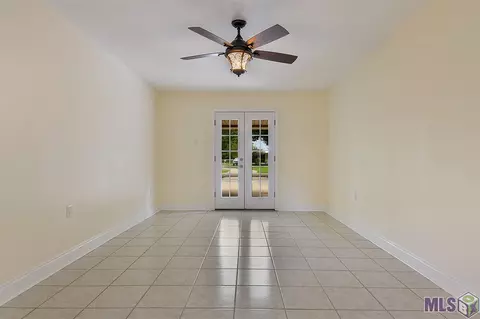 12087 Colyell Dr, Walker, LA 70785 photo 4