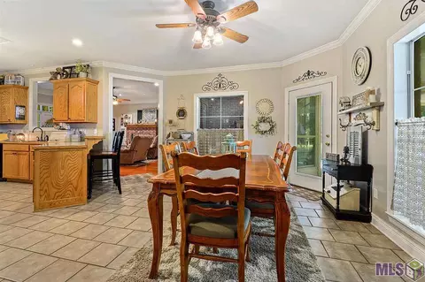 33135 Mack Rd, Walker, LA 70785 photo 4