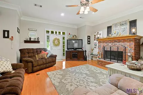33135 Mack Rd, Walker, LA 70785 photo 5