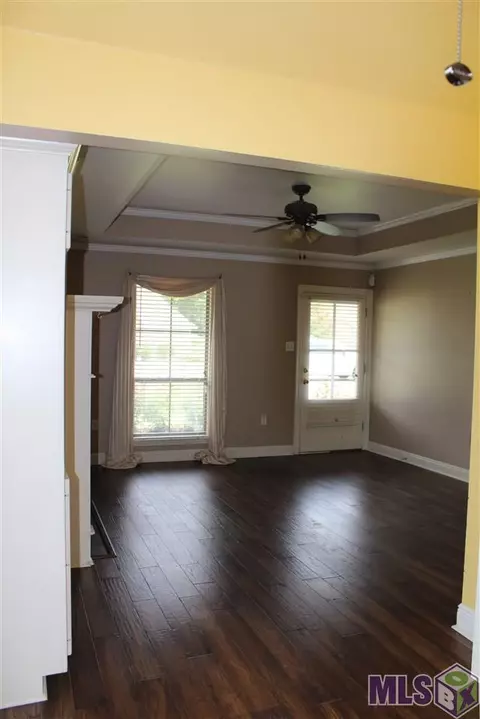 13555 S S Trce, Walker, LA 70785 photo 4