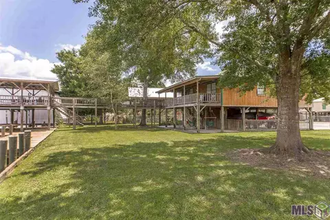 32819 Cypress Dr, Springfield, LA 70462 photo 8