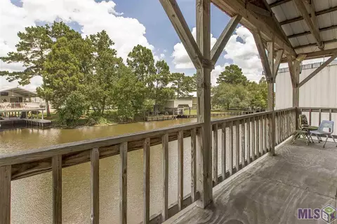32819 Cypress Dr, Springfield, LA 70462 photo 17
