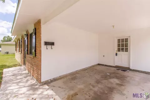 515 Charles Ave, Baker, LA 70714 photo 5