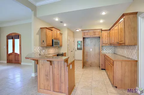 11355 Peaks Ave, Walker, LA 70785 photo 7