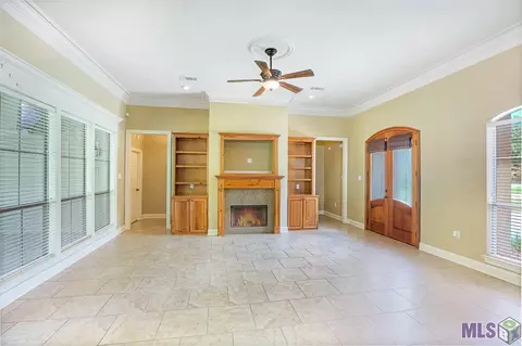 11355 Peaks Ave, Walker, LA 70785 photo 5