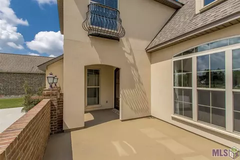 13451 Williamsburg Dr, Walker, LA 70785 photo 5