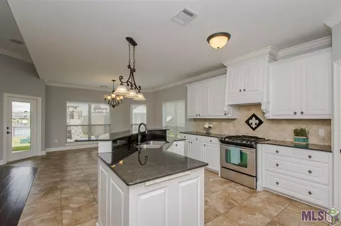 13451 Williamsburg Dr, Walker, LA 70785 photo 15