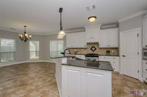 13451 Williamsburg Dr, Walker, LA 70785 photo 18