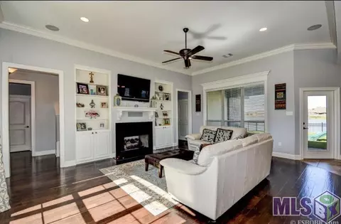 13451 Williamsburg Dr, Walker, LA 70785 photo 9