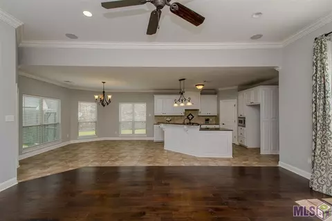 13451 Williamsburg Dr, Walker, LA 70785 photo 12