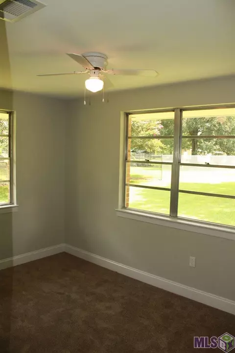 1114 Myrtle St, Baker, LA 70714 photo 14