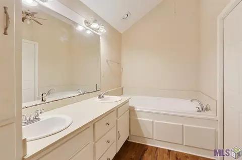 31428 Judith Dr, Springfield, LA 70462 photo 12