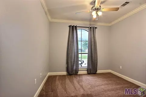 15054 Cross Gate Dr, Walker, LA 70785 photo 9