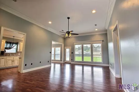 15054 Cross Gate Dr, Walker, LA 70785 photo 3