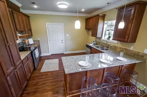 1127 Chemin Dr, Baker, LA 70714 photo 2