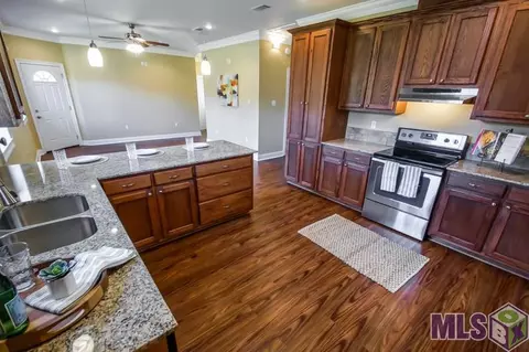 1127 Chemin Dr, Baker, LA 70714 photo 3