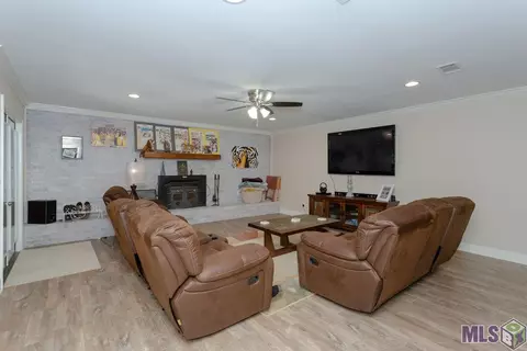 33849 Duff Rd, Walker, LA 70785 photo 4