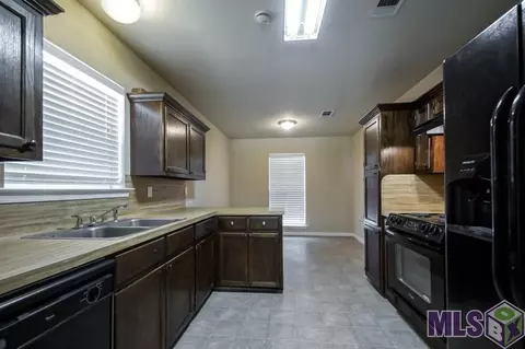 12845 Arnold Rd, Walker, LA 70785 photo 9