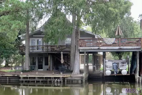 20349 Johnson Dr, Springfield, LA 70462 photo 2
