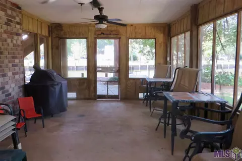 20349 Johnson Dr, Springfield, LA 70462 photo 5