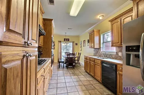 32967 Fox Run Dr, Walker, LA 70785 photo 8