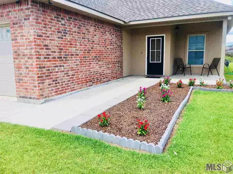 4474 Olivia Dr, Addis, LA 70710 photo 1