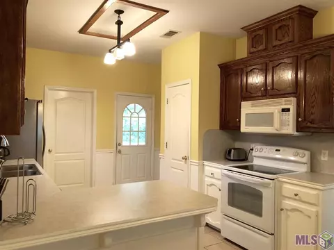 30429 Jo Ann Dr, Walker, LA 70785 photo 6