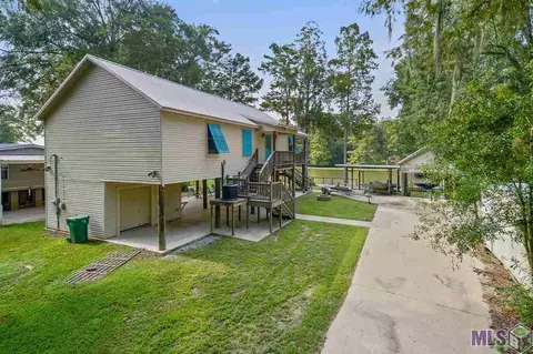19239 River Bend Rd, Maurepas, LA 70449 photo 2
