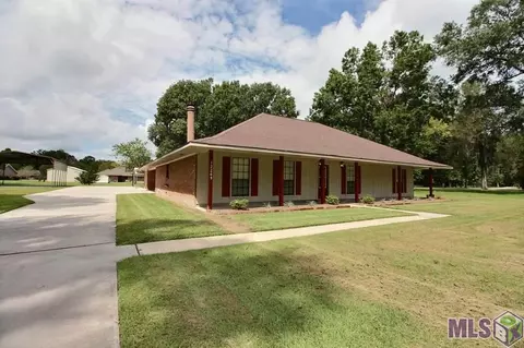 12209 Willowmore Dr, Baker, LA 70714 photo 1