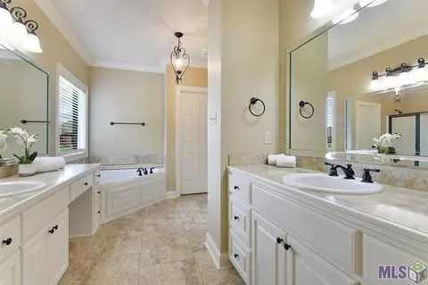 13364 Williamsburg Dr, Walker, LA 70785 photo 11