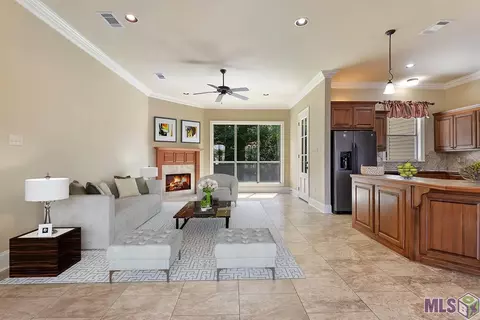13364 Williamsburg Dr, Walker, LA 70785 photo 6