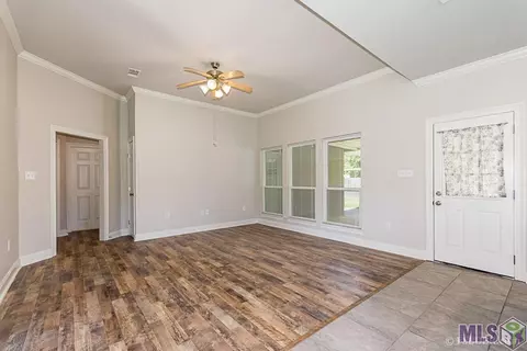 12525 Hidden Ridge Dr, Walker, LA 70785 photo 3
