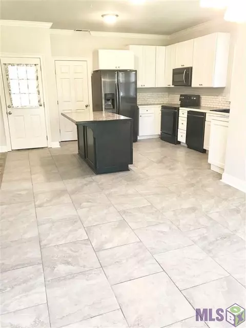 12525 Hidden Ridge Dr, Walker, LA 70785 photo 6