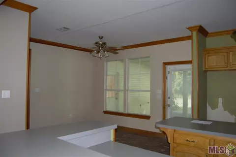 20641 Riverside Rd, Springfield, LA 70462 photo 6
