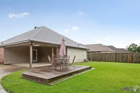 12757 Landon Dr, Walker, LA 70785 photo 2