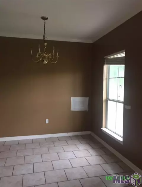 30449 Paul Dr, Walker, LA 70785 photo 4