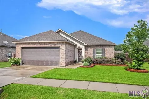 428 Oak Branch St, Covington, LA 70433 photo 1